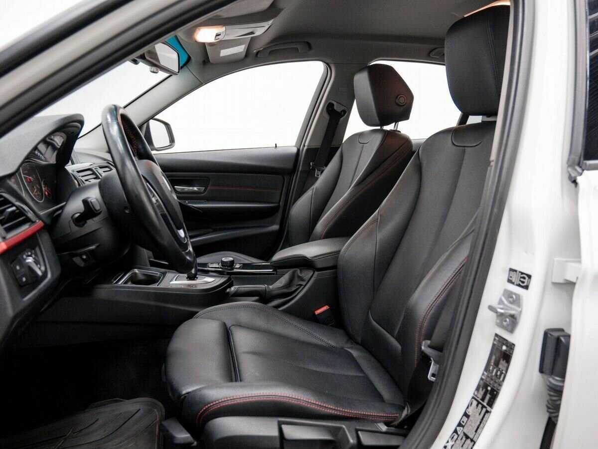 Б/У БМВ 3 серии 2013 года. Фото: #13