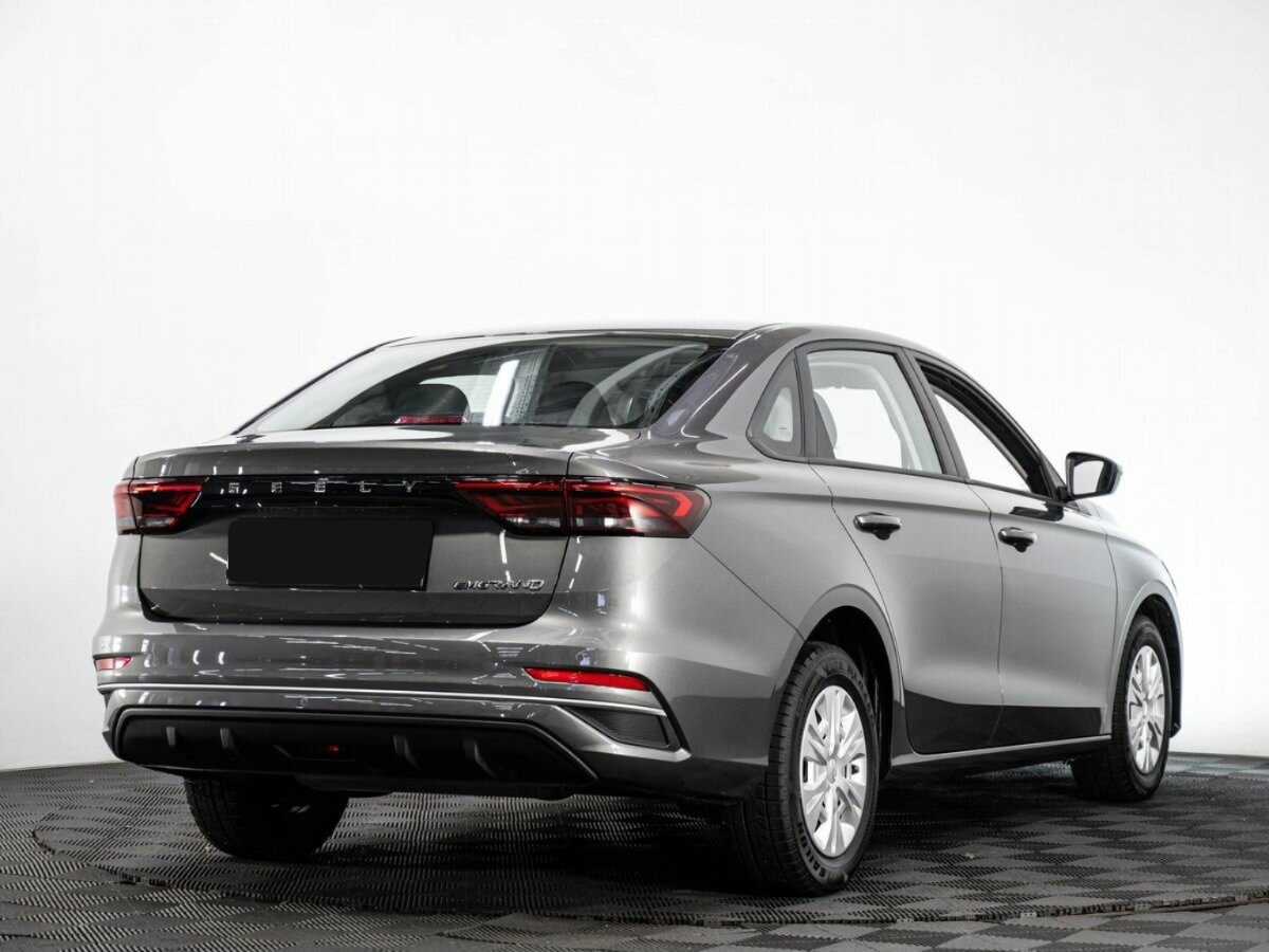 Б/У Джили Эмгранд 2023 года. Фото: #3