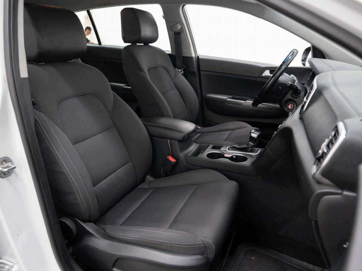 Б/У Киа Спортейдж 2016 года. Фото: #11