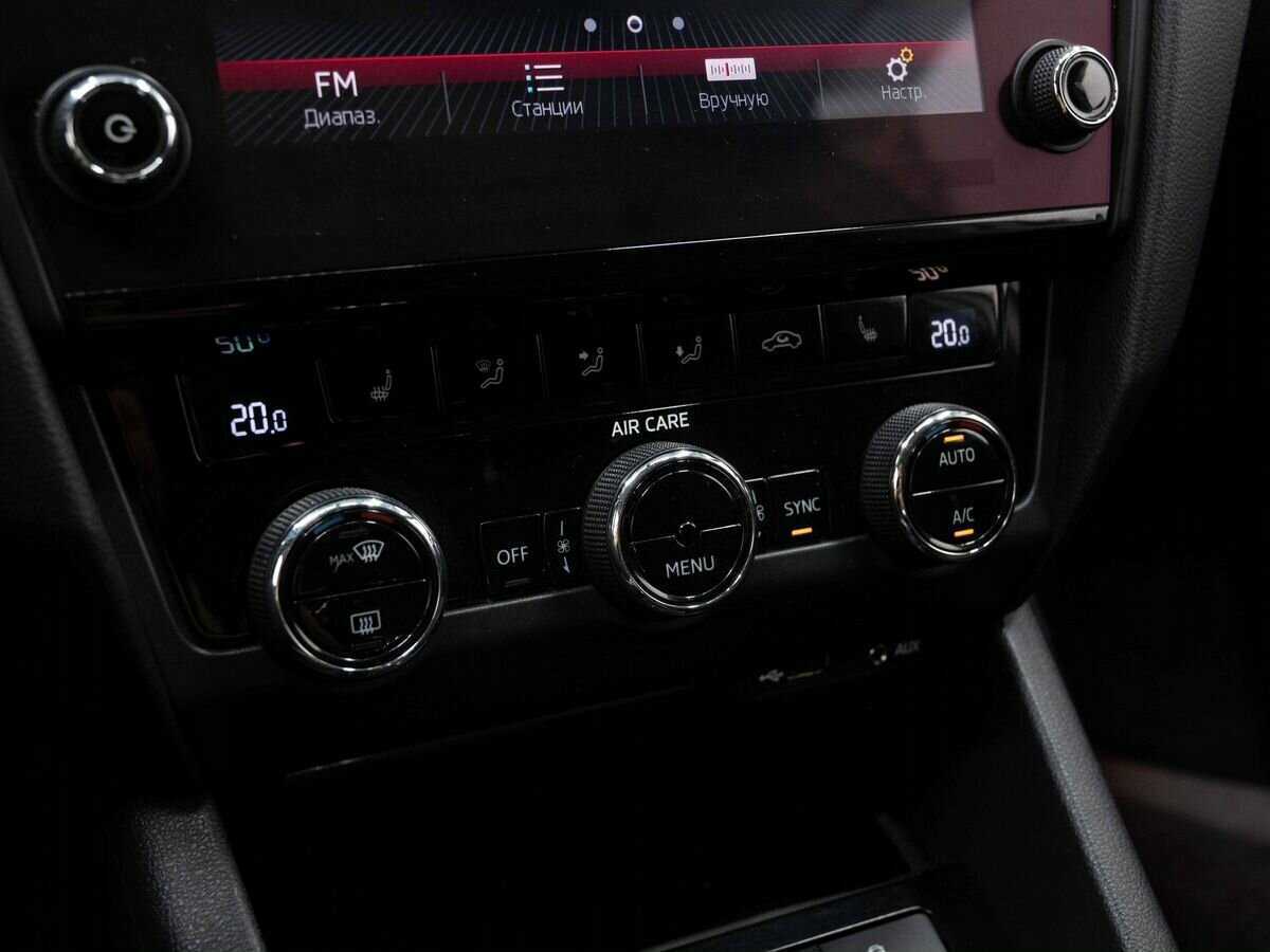 Б/У Шкода Октавия 2017 года. Фото: #19