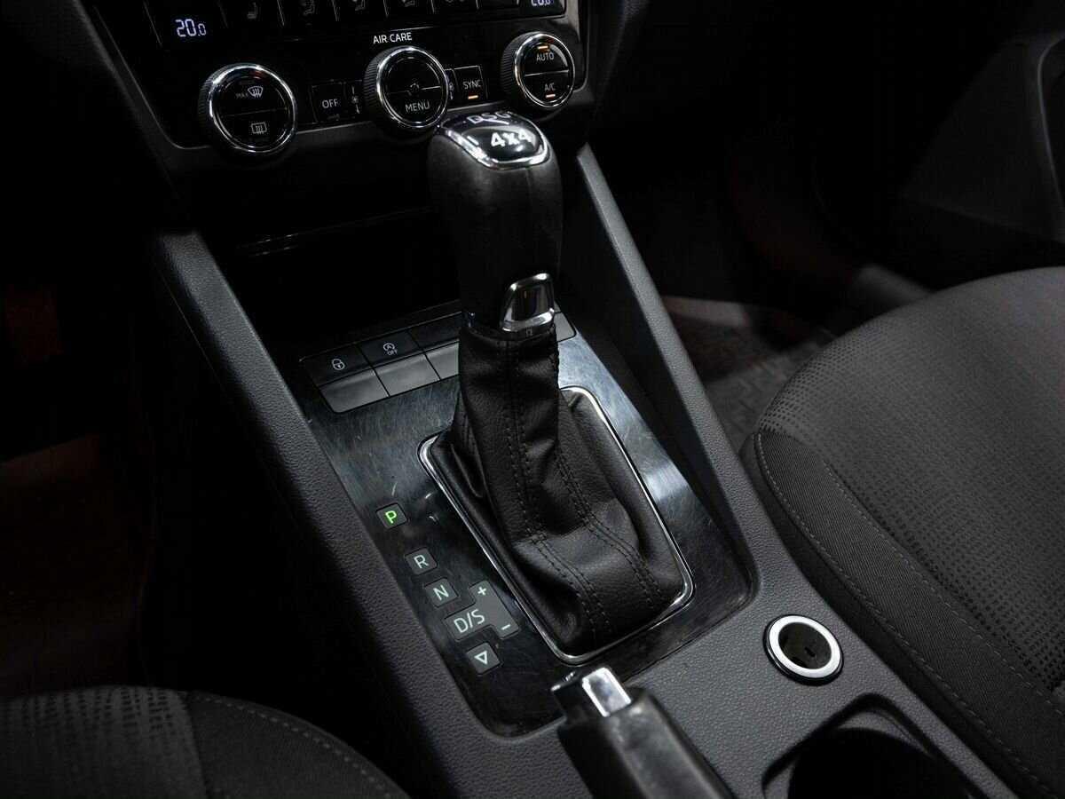 Б/У Шкода Октавия 2017 года. Фото: #20