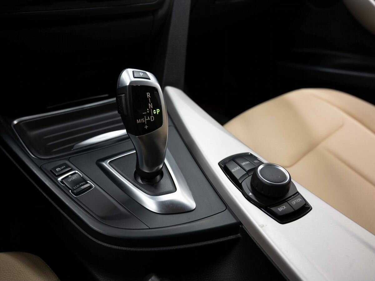 Б/У БМВ 3 серии 2014 года. Фото: #19