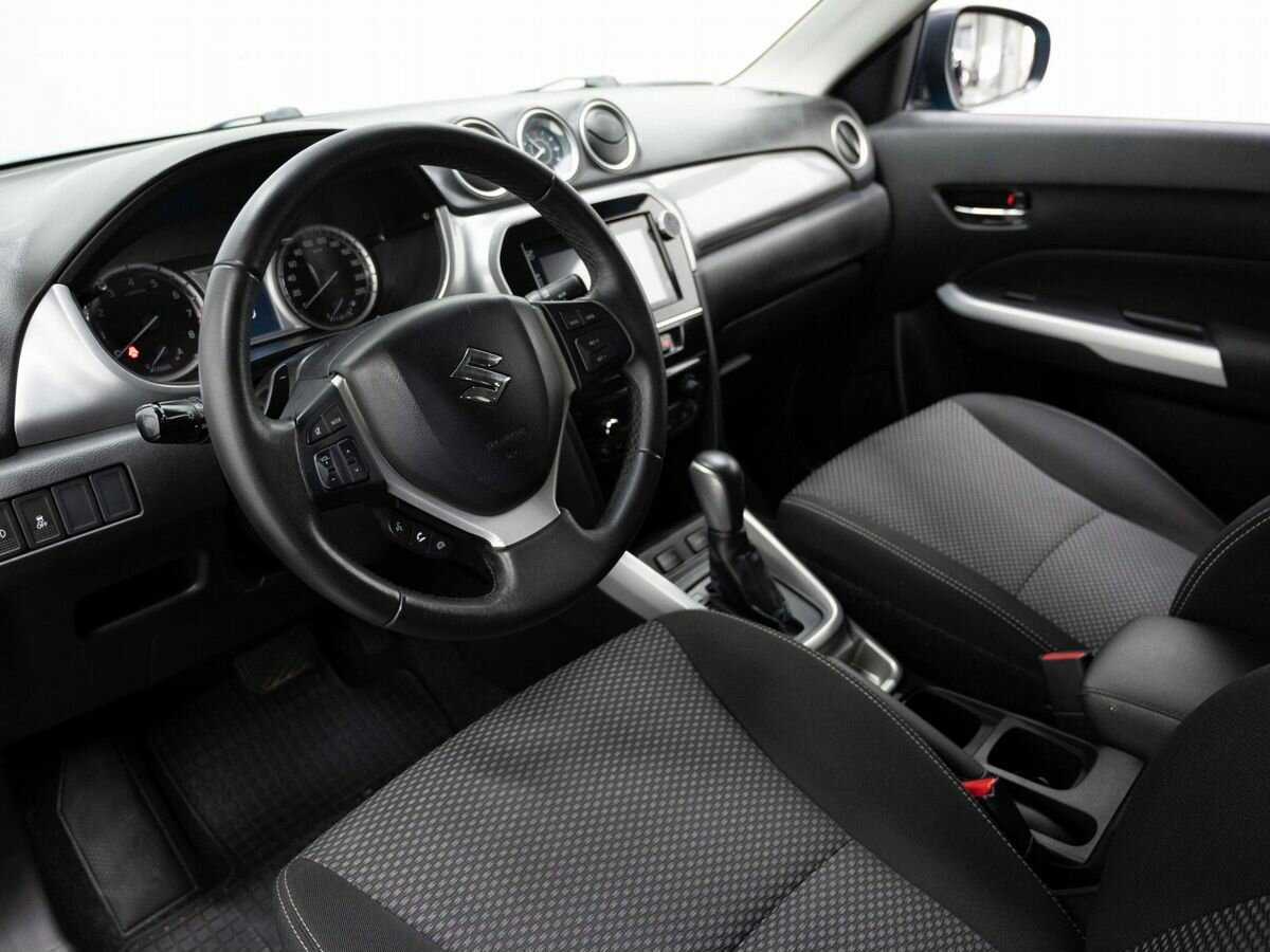 Б/У Сузуки Витара 2016 года. Фото: #6