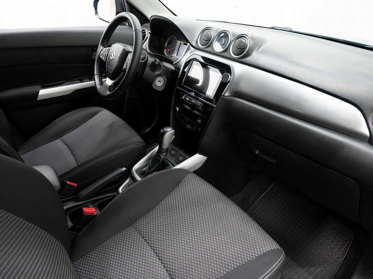 Б/У Сузуки Витара 2016 года. Фото: #10