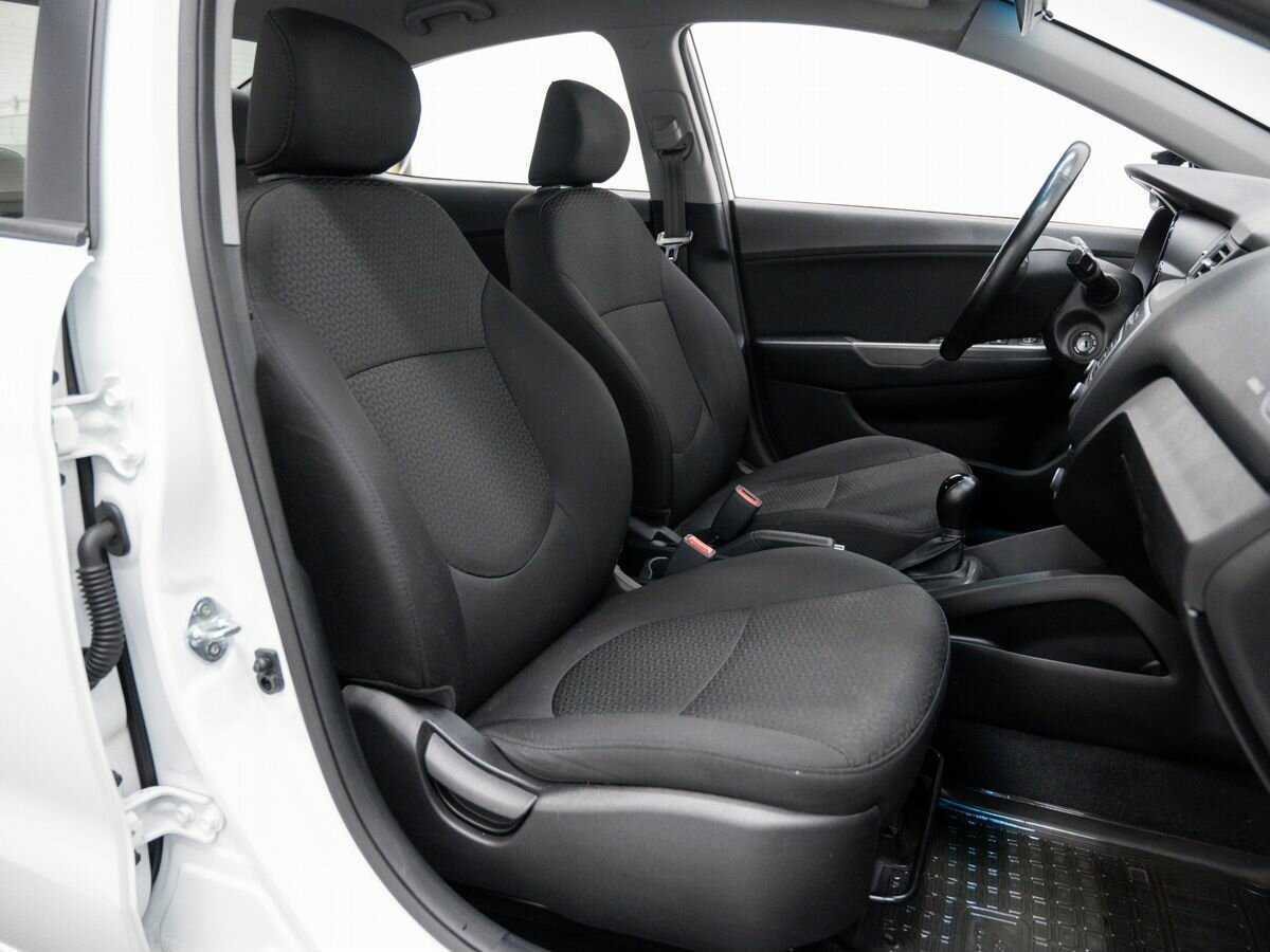 Б/У Киа Рио 2016 года. Фото: #7