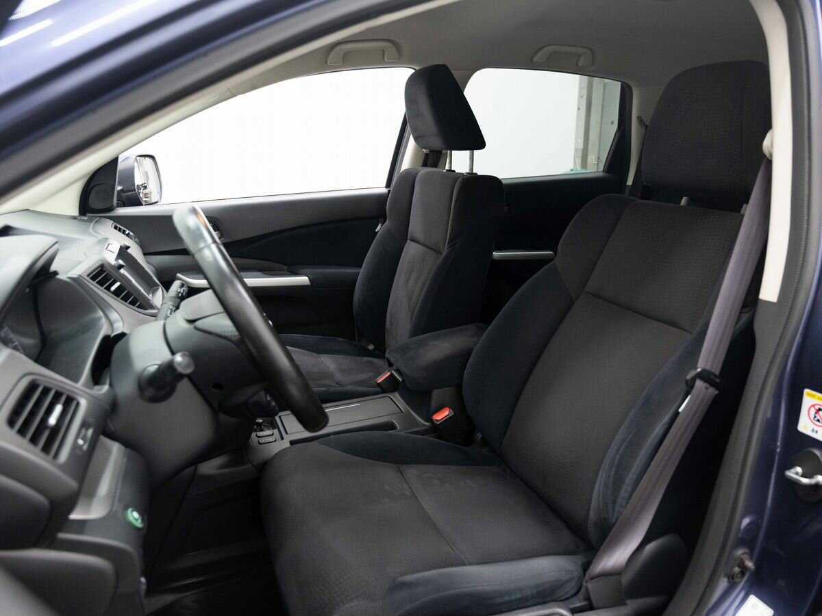 Б/У Хонда ЦР-В 2014 года. Фото: #7