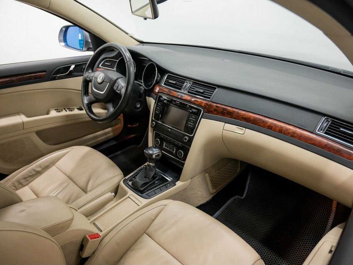 Б/У Шкода Суперб 2012 года. Фото: #6