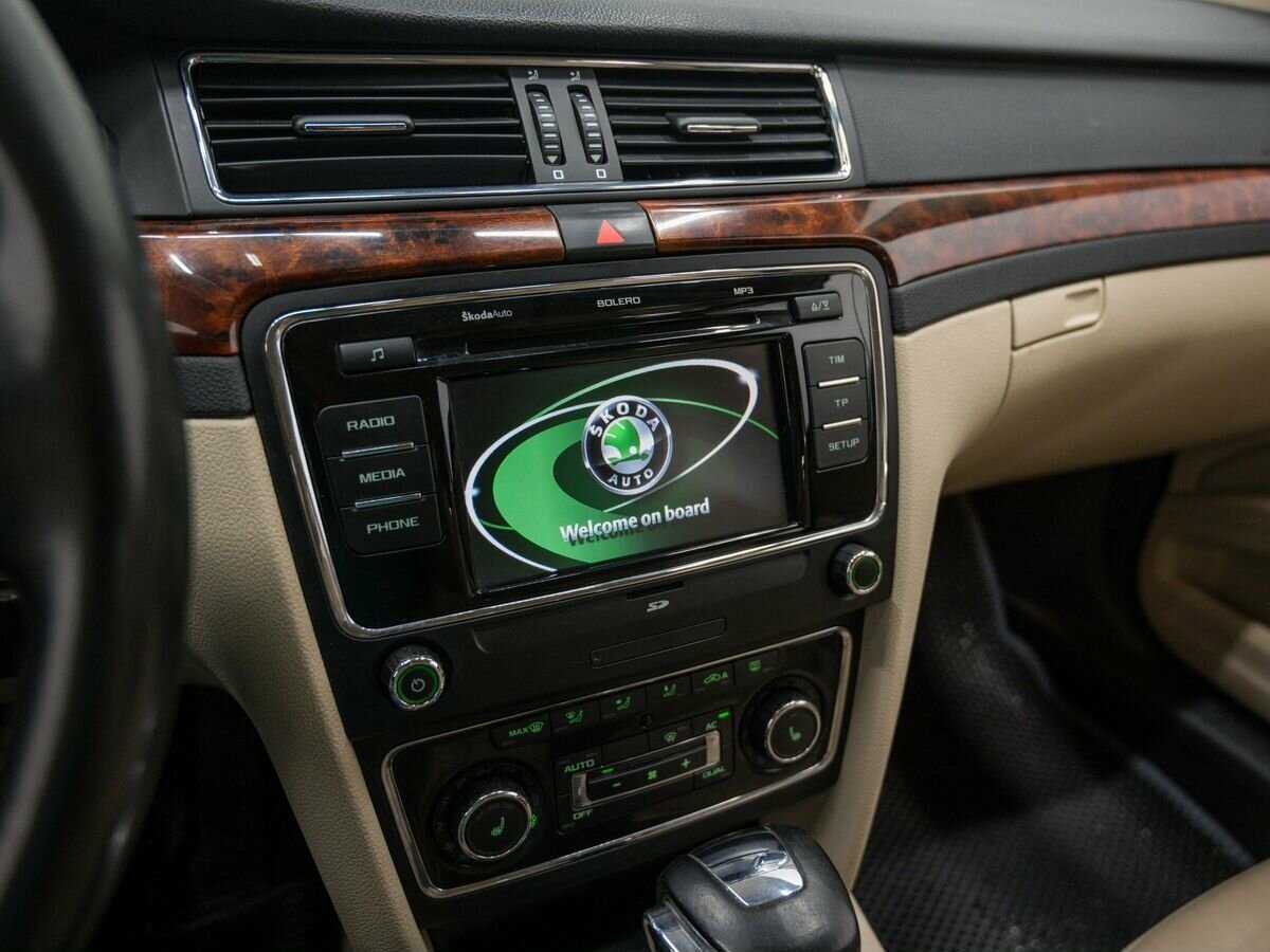 Б/У Шкода Суперб 2012 года. Фото: #19