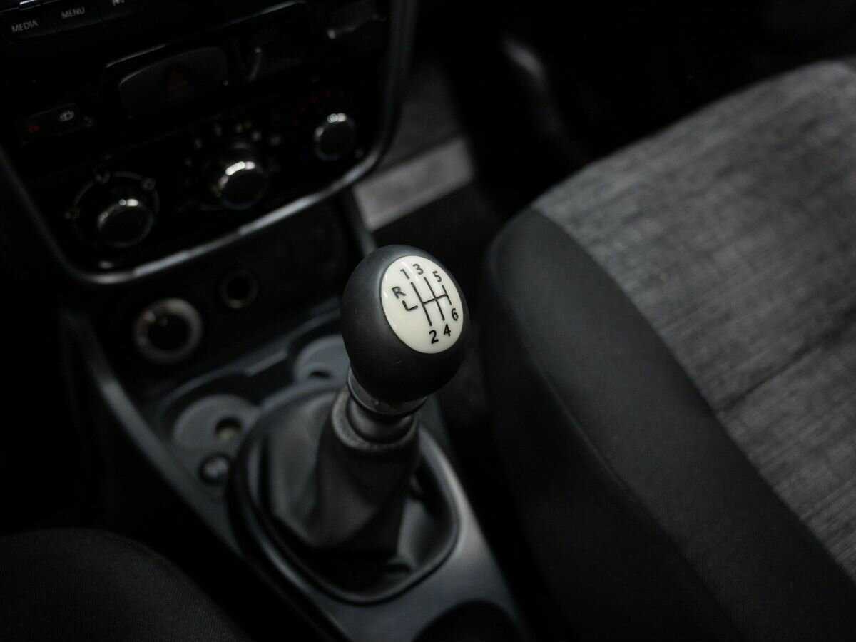 Б/У Рено Дастер 2013 года. Фото: #15