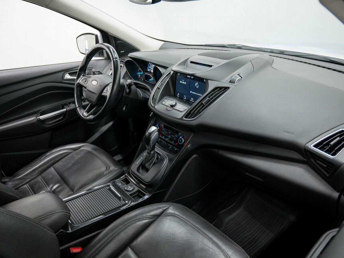 Б/У Форд Куга 2016 года. Фото: #6