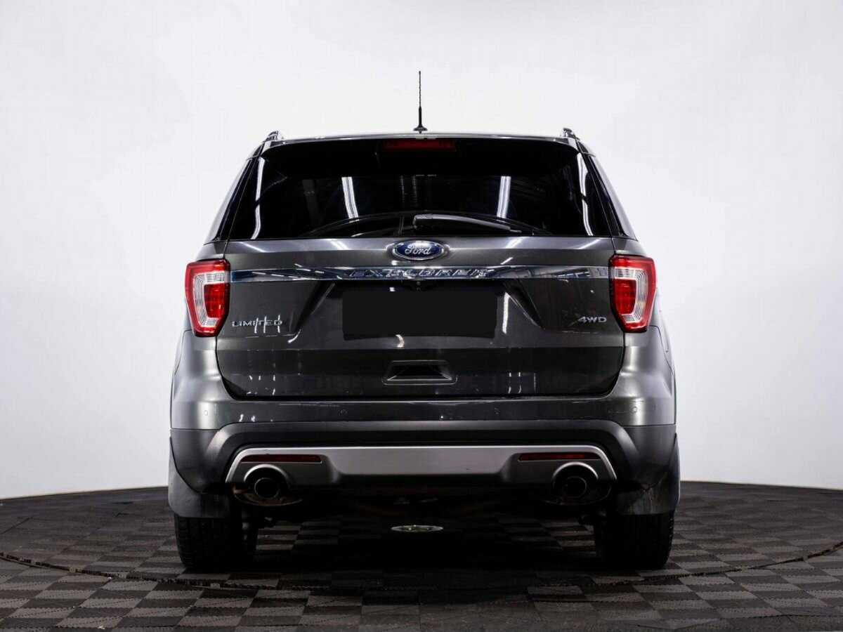 Б/У Форд Експлорер 2016 года. Фото: #4