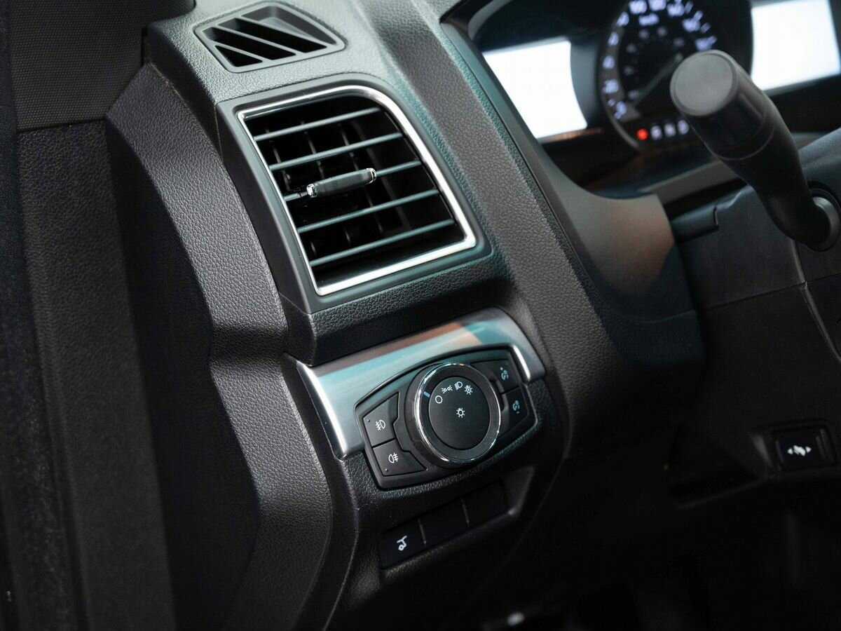 Б/У Форд Експлорер 2016 года. Фото: #25