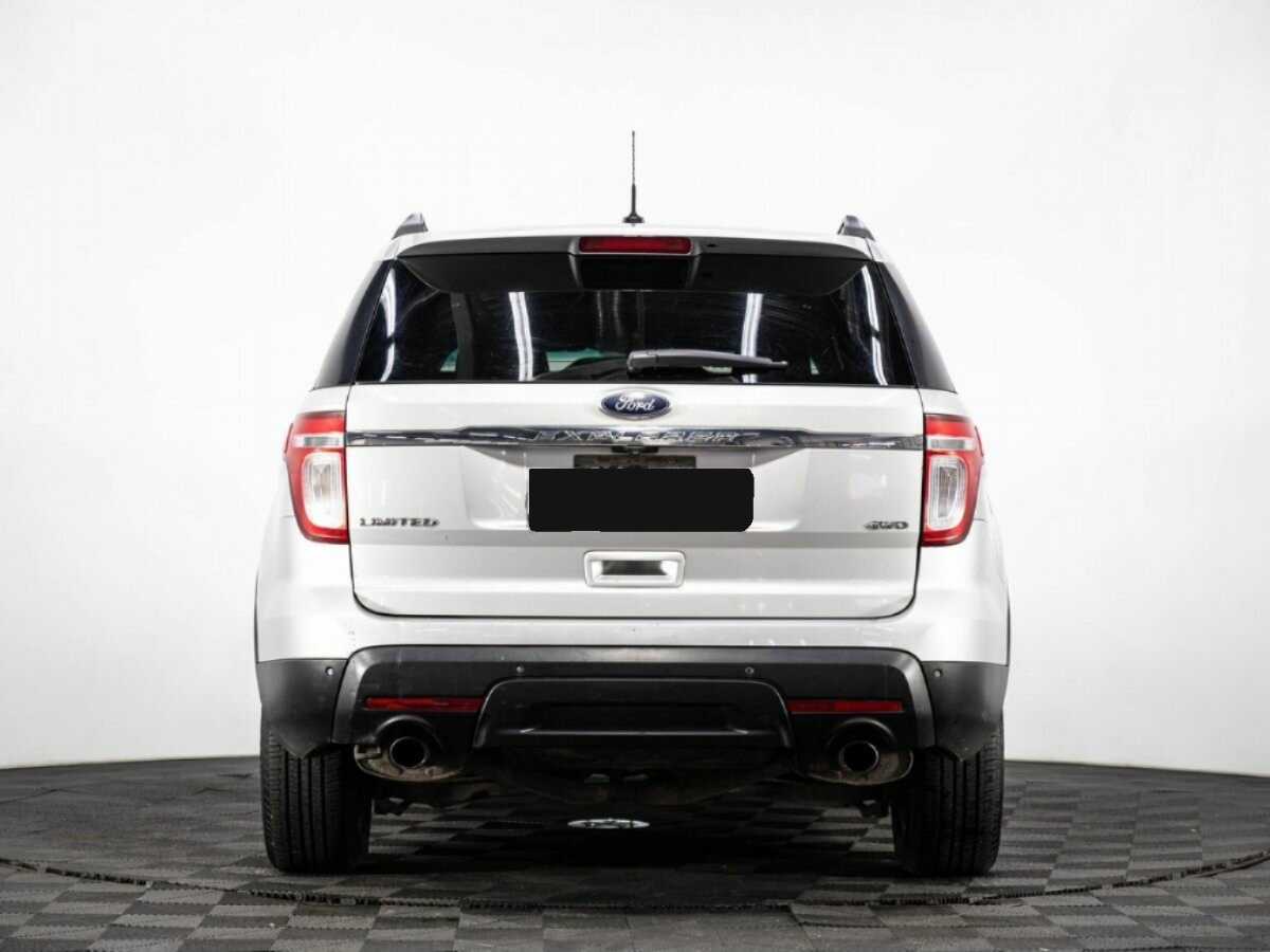 Б/У Форд Експлорер 2013 года. Фото: #4