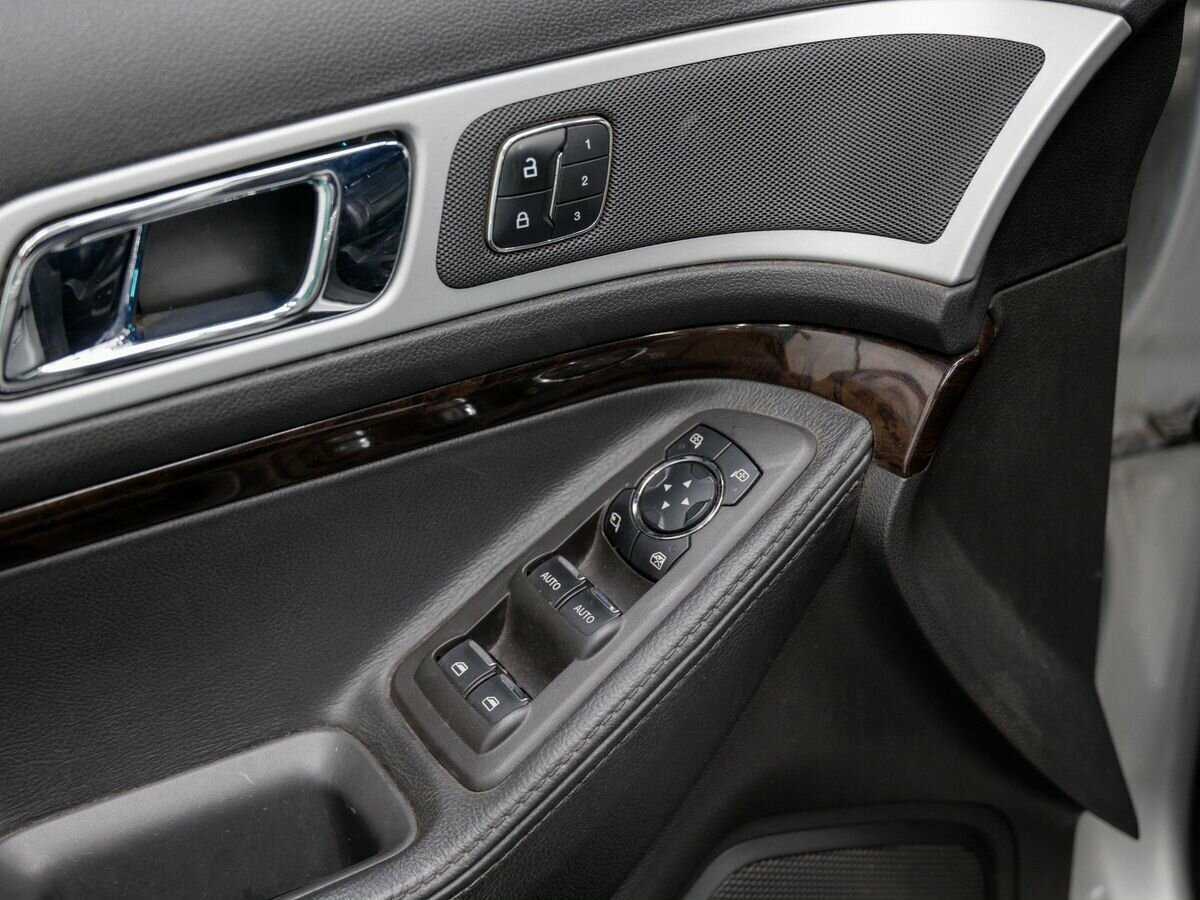 Б/У Форд Експлорер 2013 года. Фото: #15