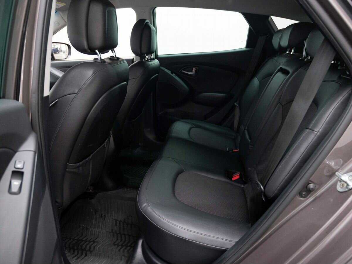 Б/У Хендай ай-икс35 2014 года. Фото: #8