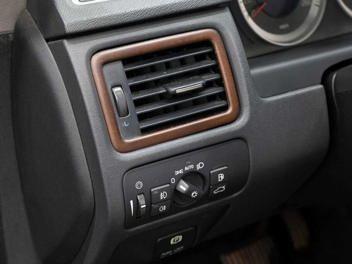 Б/У Вольво С80 2012 года. Фото: #21