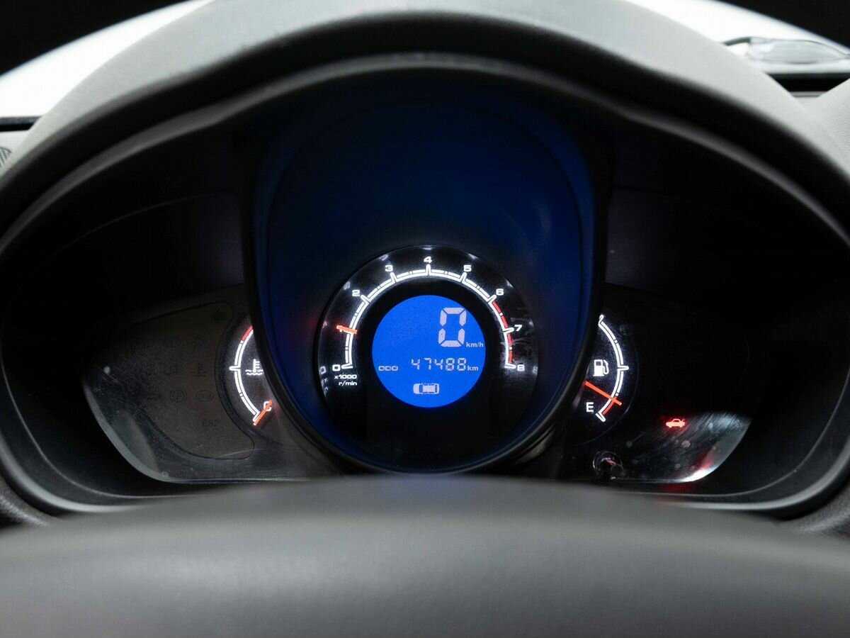 Б/У Лифан Икс60 2016 года. Фото: #16