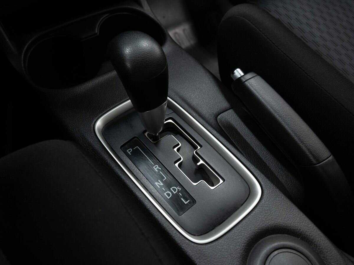 Б/У Митсубиши Оутлэндер 2014 года. Фото: #18