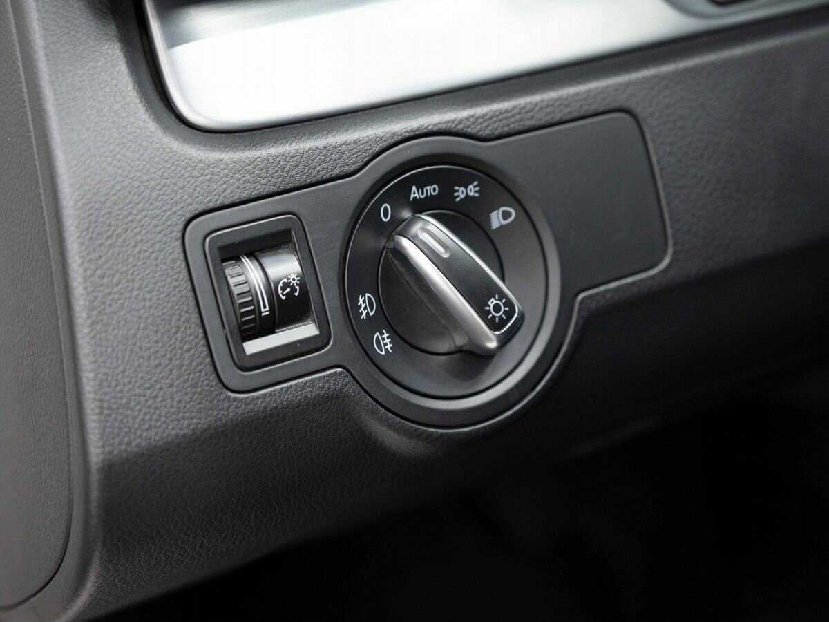 Б/У Фольксваген Пассат ЦЦ 2013 года. Фото: #19