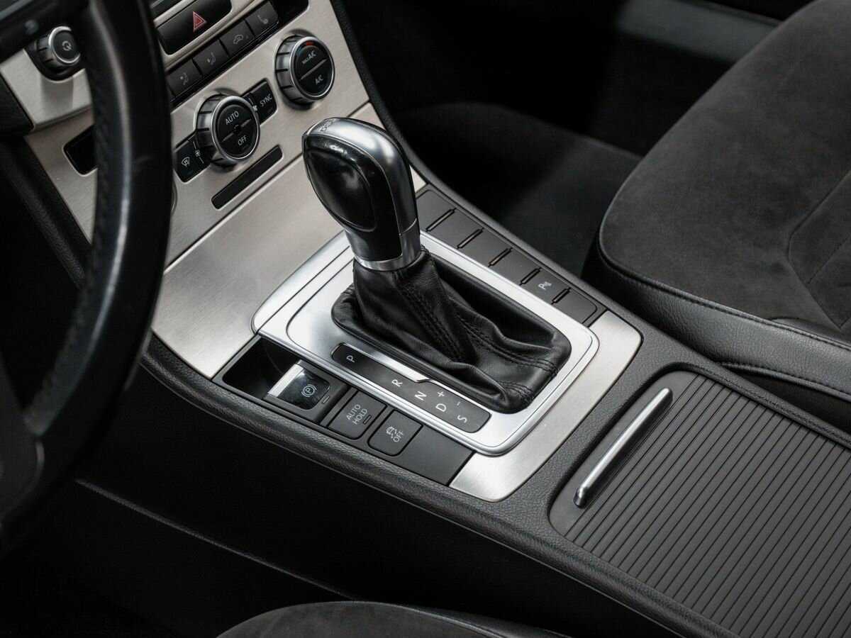 Б/У Фольксваген Пассат 2012 года. Фото: #16