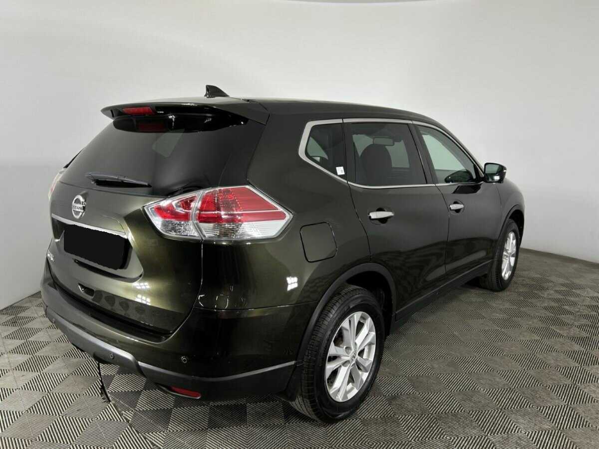 Б/У Ниссан Икс-Трейл 2017 года. Фото: #3