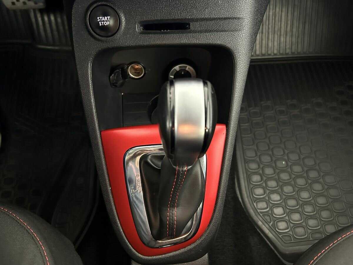 Б/У Рено Каптюр 2018 года. Фото: #11