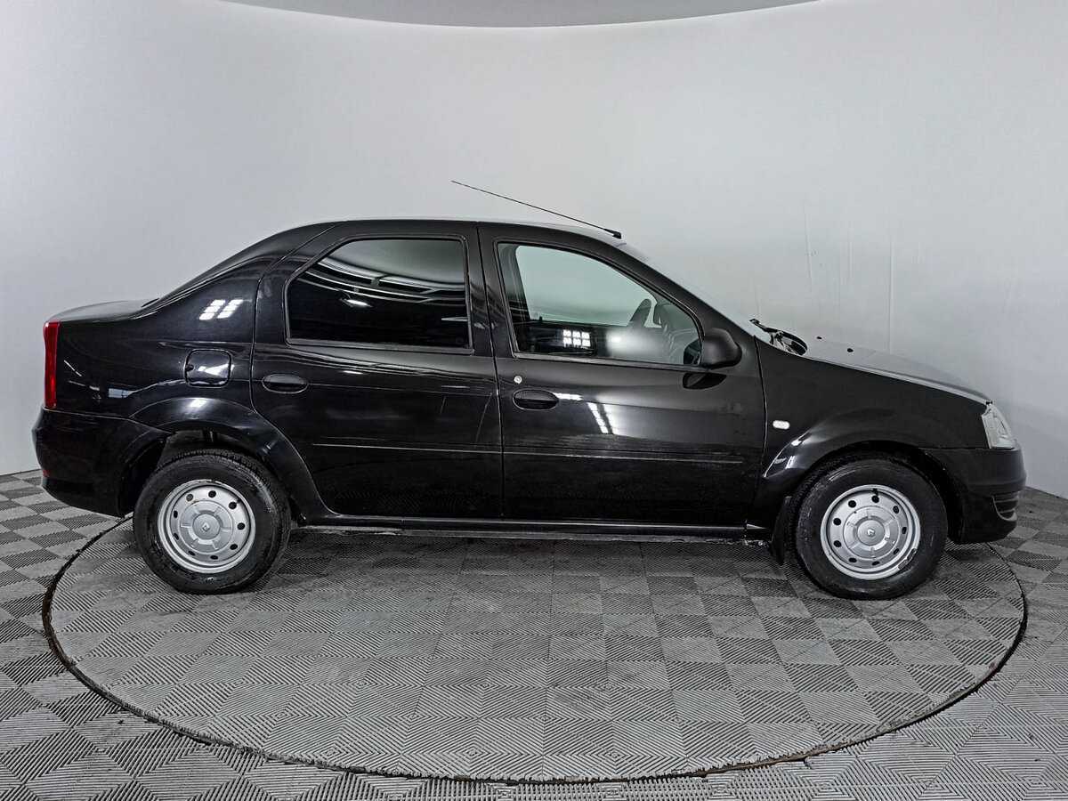 Б/У Рено Логан 2014 года. Фото: #3