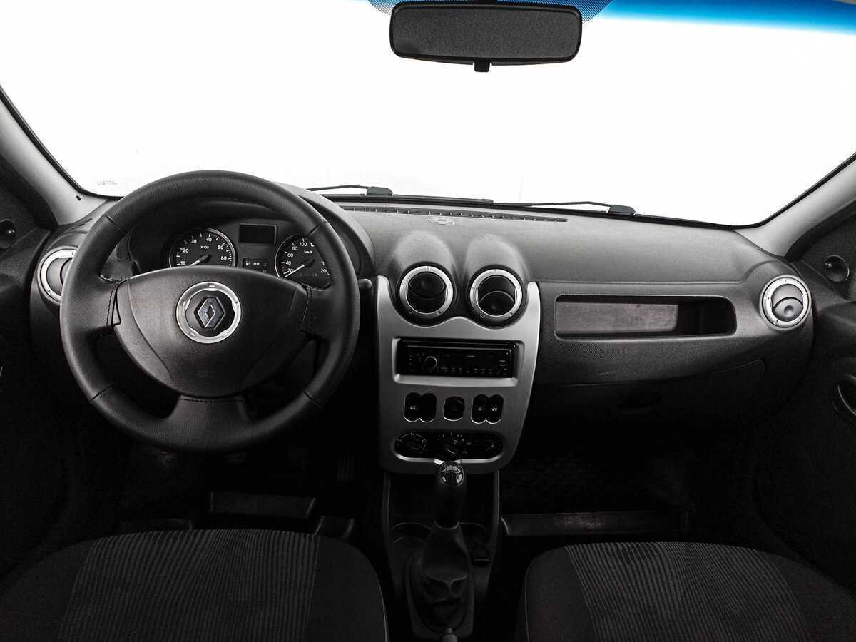 Б/У Рено Логан 2014 года. Фото: #11