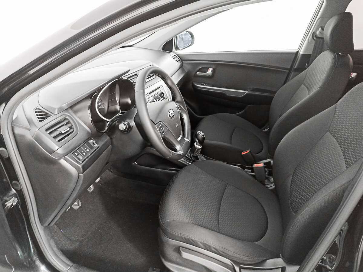 Б/У Киа Рио 2017 года. Фото: #13