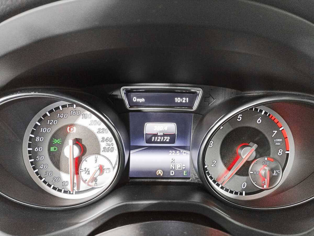 Б/У Мерседес-Бенц КЛА 2015 года. Фото: #10