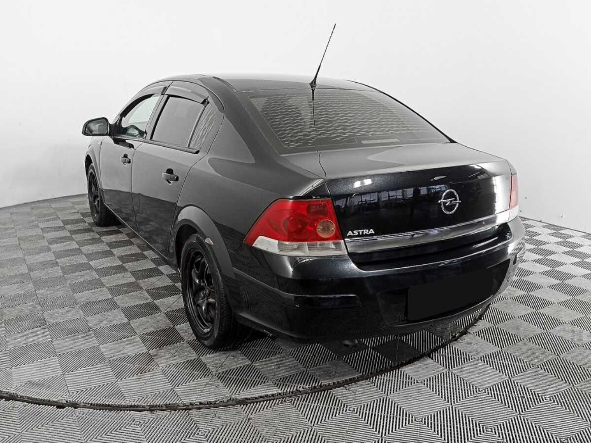 Б/У Опель Астра 2012 года. Фото: #6