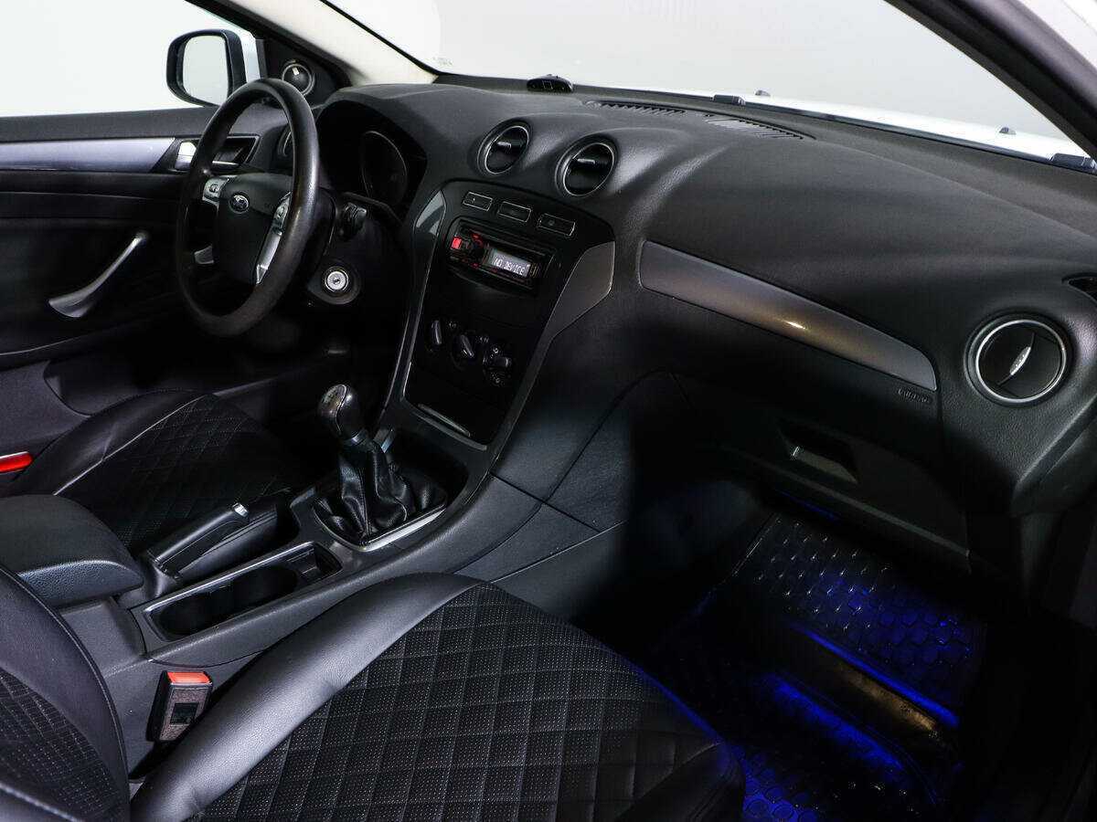 Б/У Форд Мондео 2012 года. Фото: #6