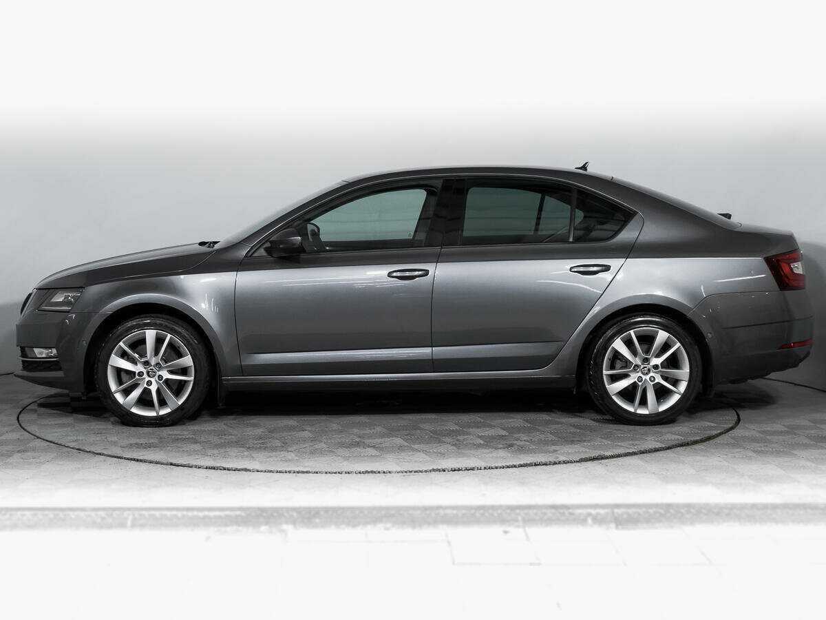 Б/У Шкода Октавия 2018 года. Фото: #7