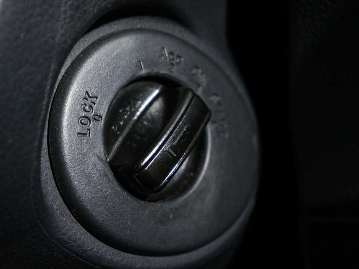 Б/У Ниссан Тиида 2013 года. Фото: #13