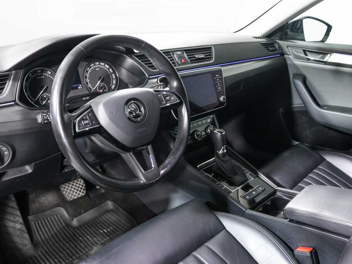 Б/У Шкода Суперб 2019 года. Фото: #13