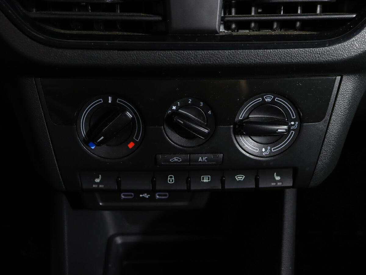 Б/У Шкода Рапид 2020 года. Фото: #12