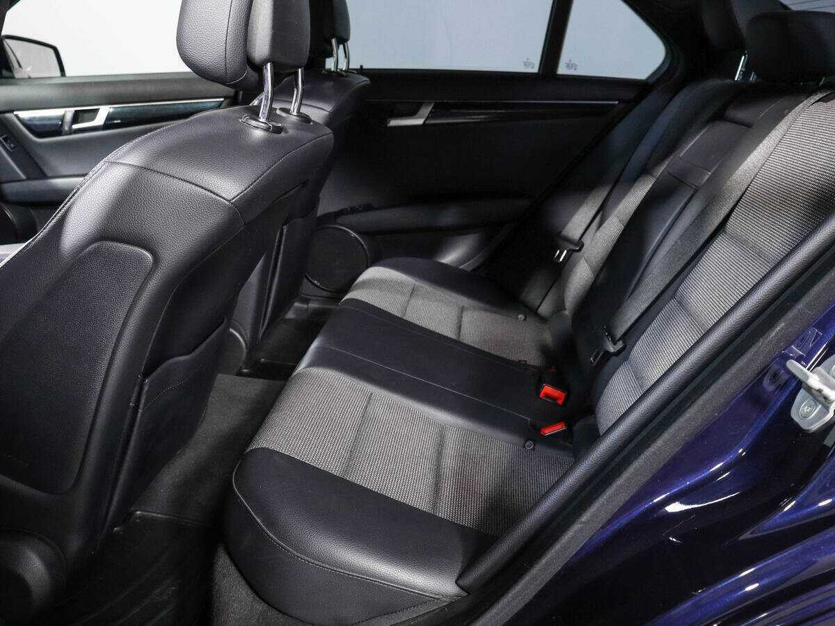 Б/У Мерседес-Бенц Ц-Класс 2012 года. Фото: #7