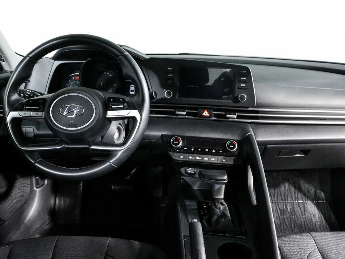 Б/У Хендай Елантра 2021 года. Фото: #11