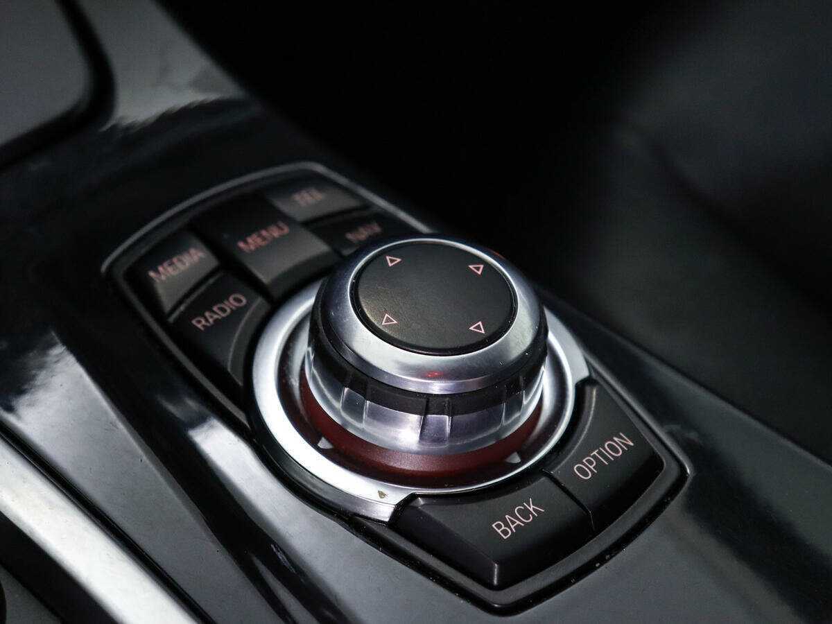 Б/У БМВ 5 серии 2014 года. Фото: #13