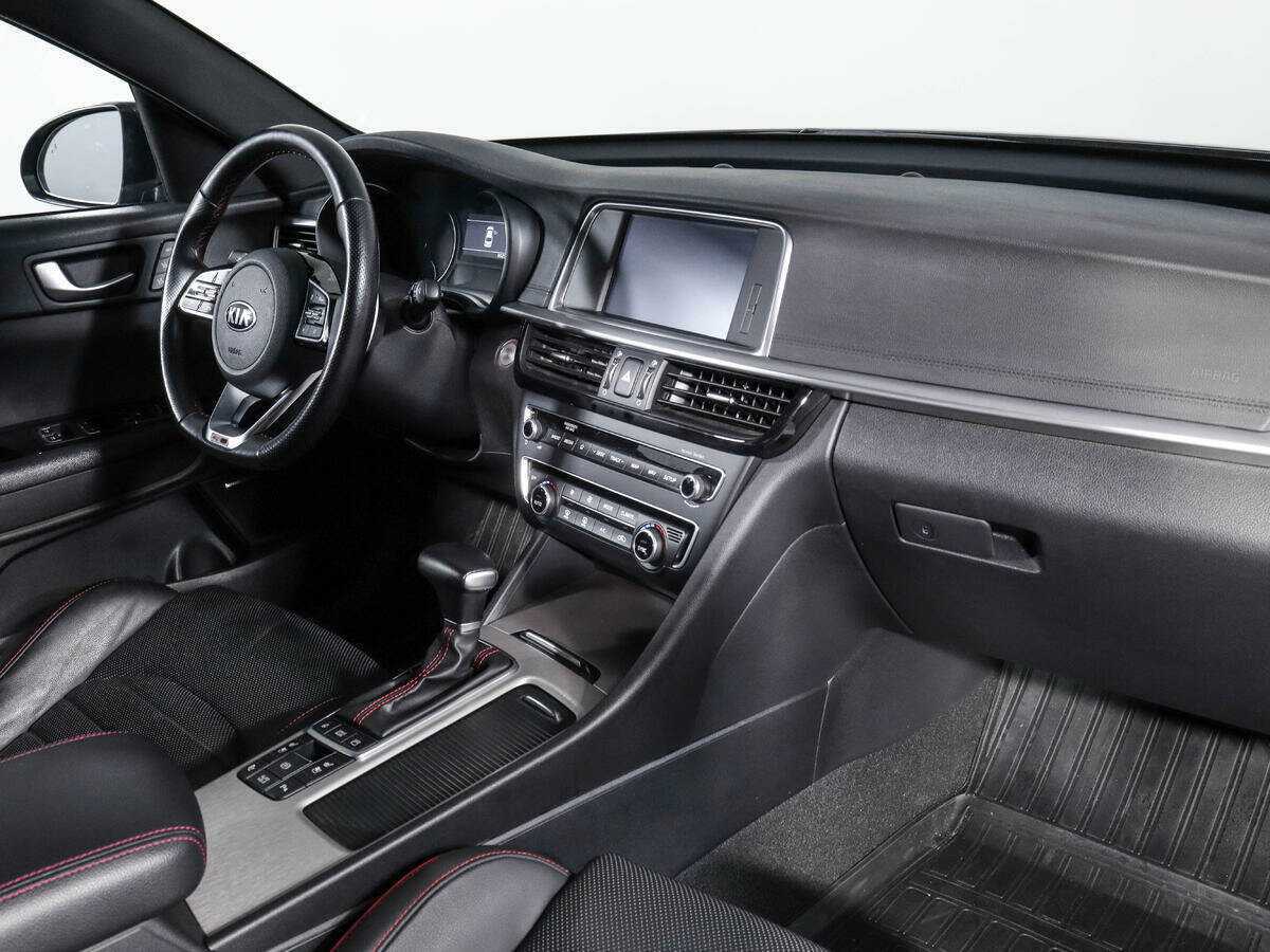 Б/У Киа Оптима 2018 года. Фото: #8