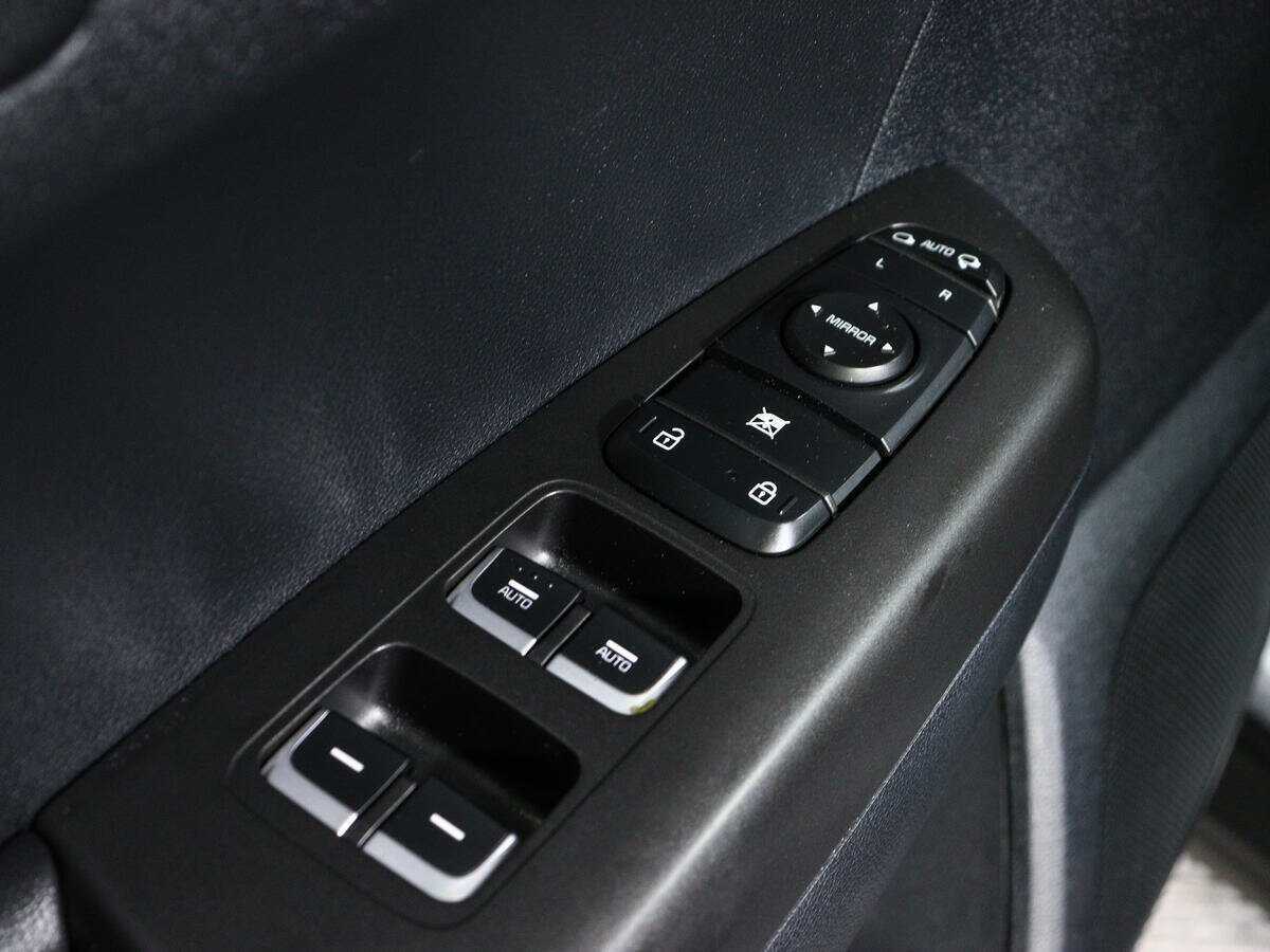 Б/У Киа Спортейдж 2019 года. Фото: #16