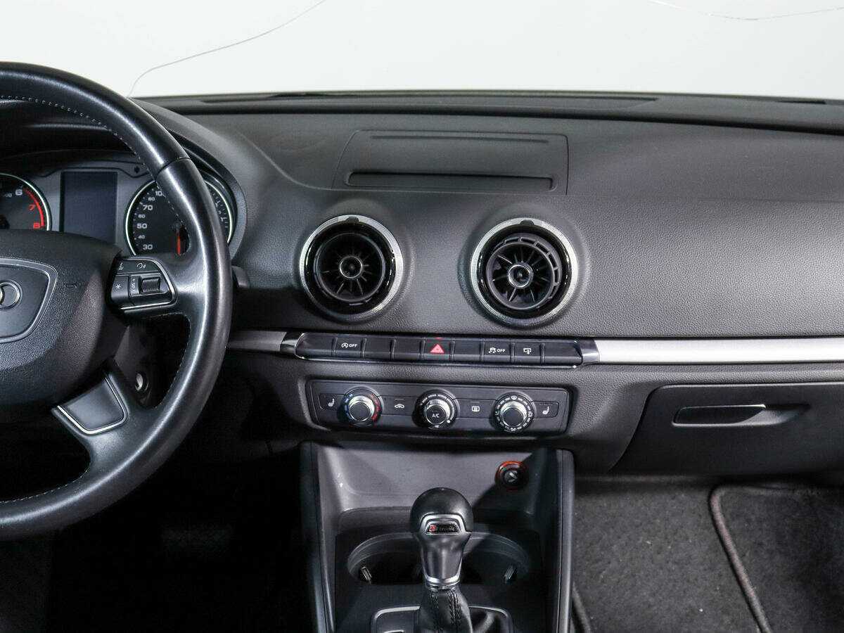 Б/У Ауди А3 2014 года. Фото: #12