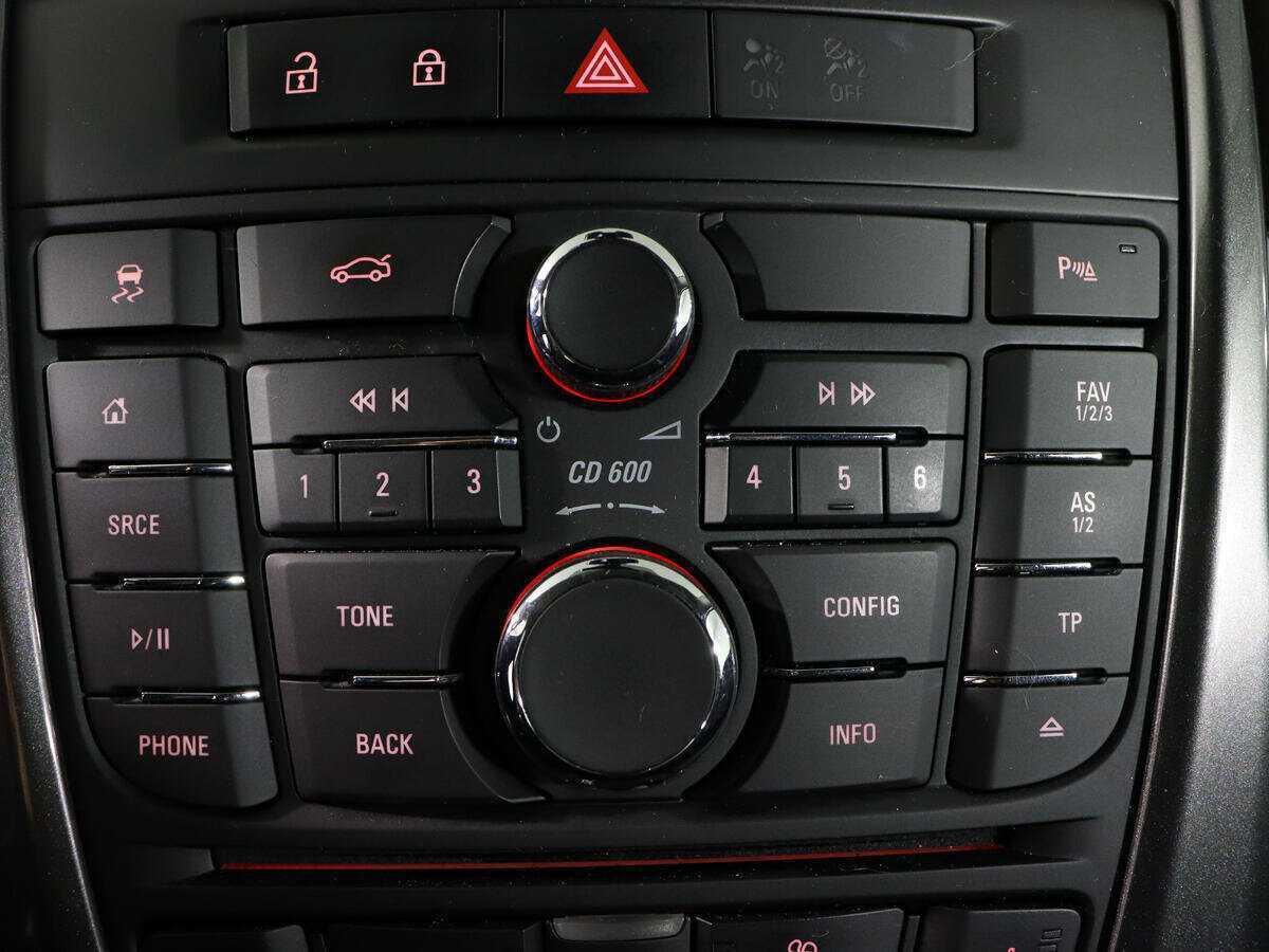 Б/У Опель Астра 2014 года. Фото: #17