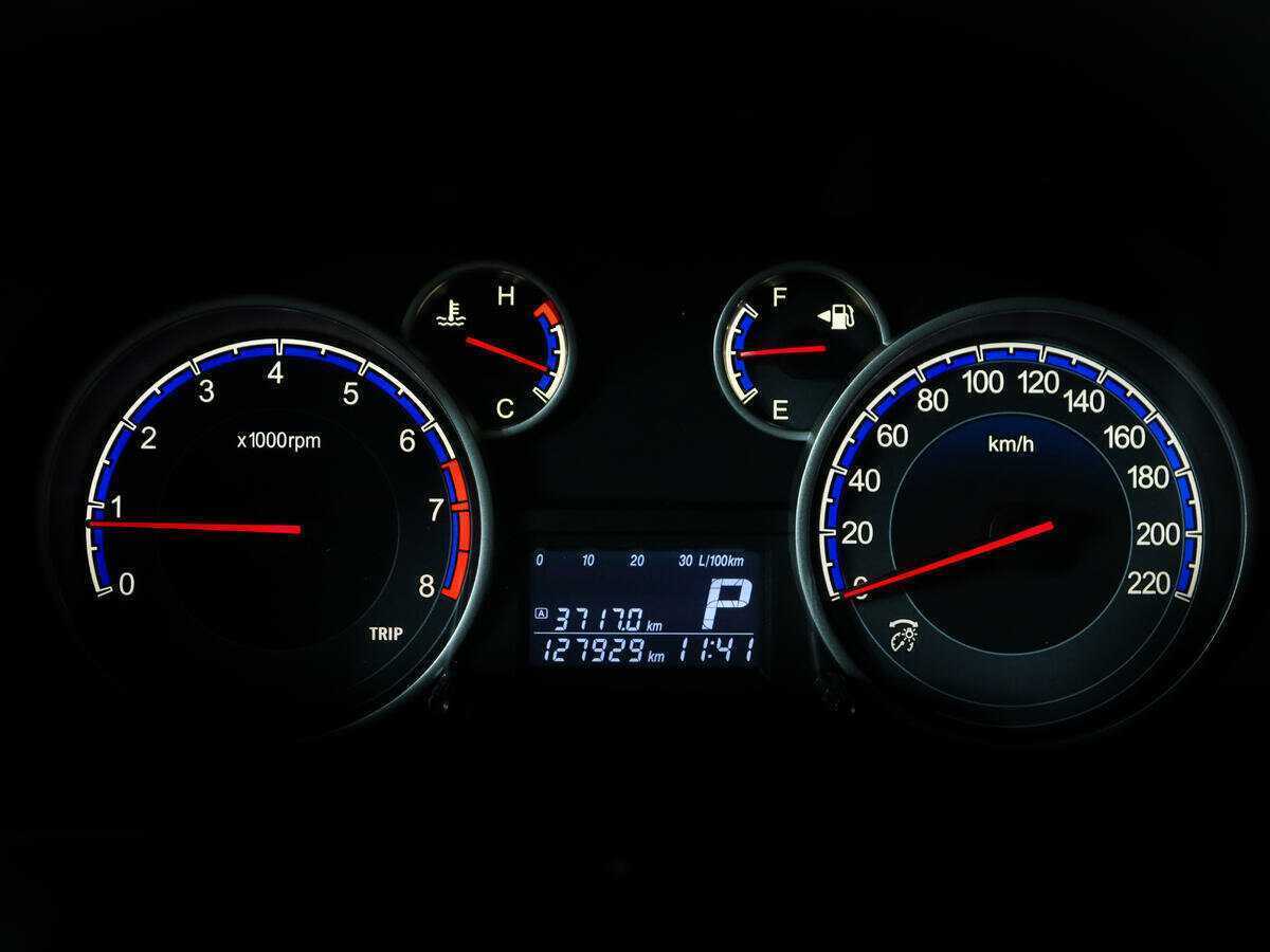 Б/У Сузуки С-Икс4 2012 года. Фото: #10