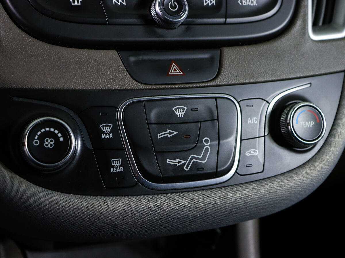 Б/У Шевроле Малибу 2019 года. Фото: #20