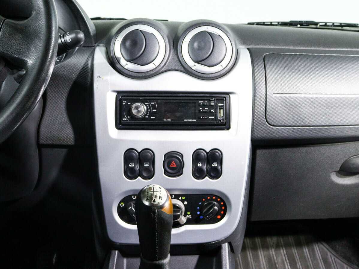 Б/У Рено Сандеро 2012 года. Фото: #12