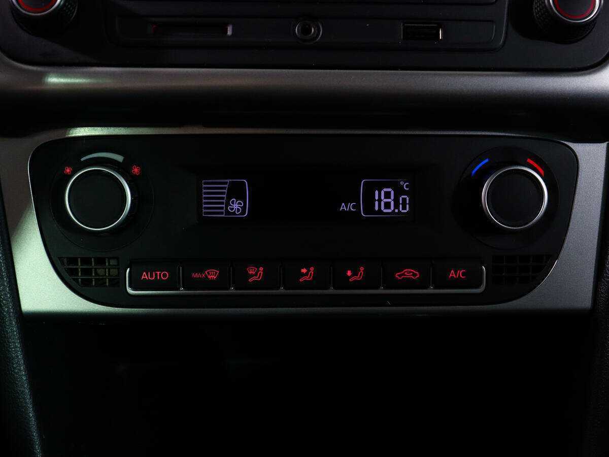 Б/У Фольксваген Поло 2017 года. Фото: #16