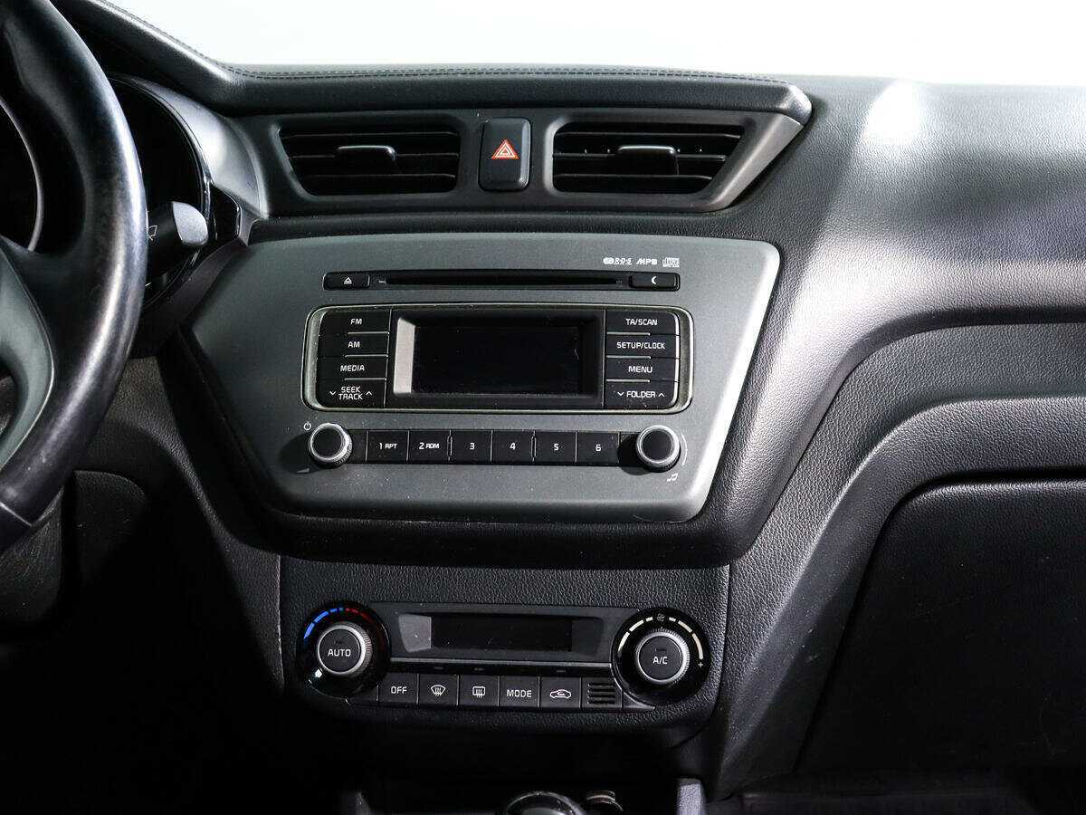 Б/У Киа Рио 2016 года. Фото: #12