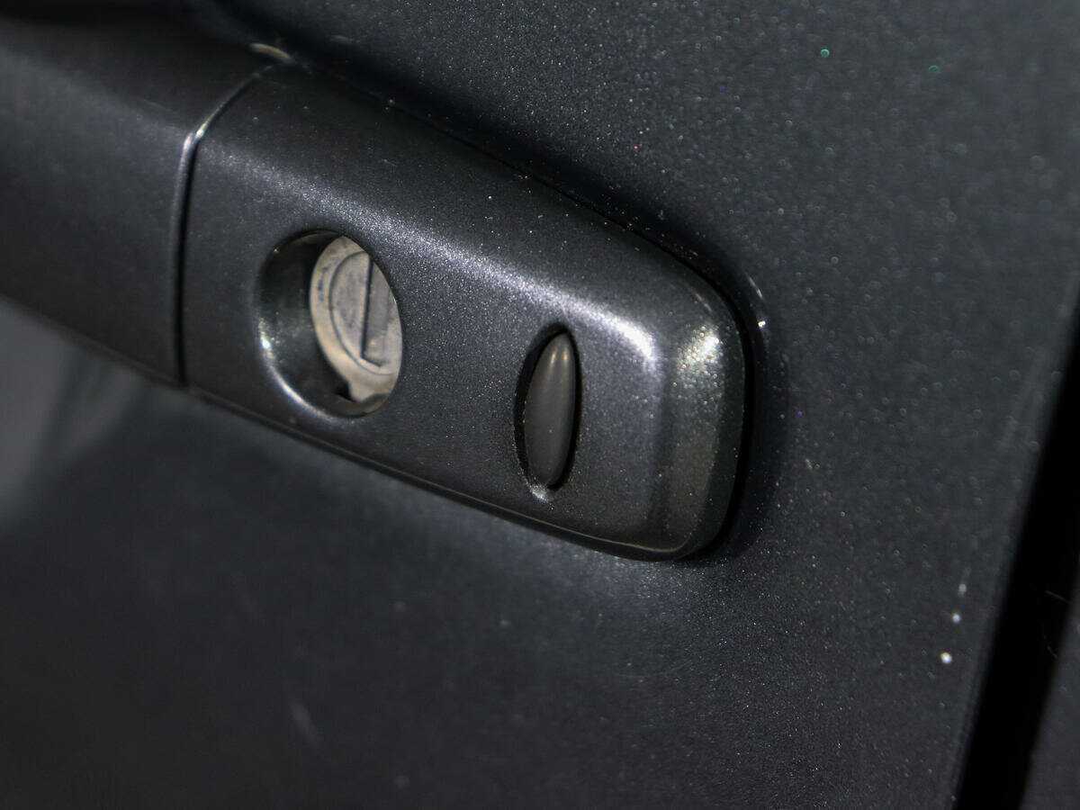 Б/У Митсубиши Оутлэндер 2013 года. Фото: #14