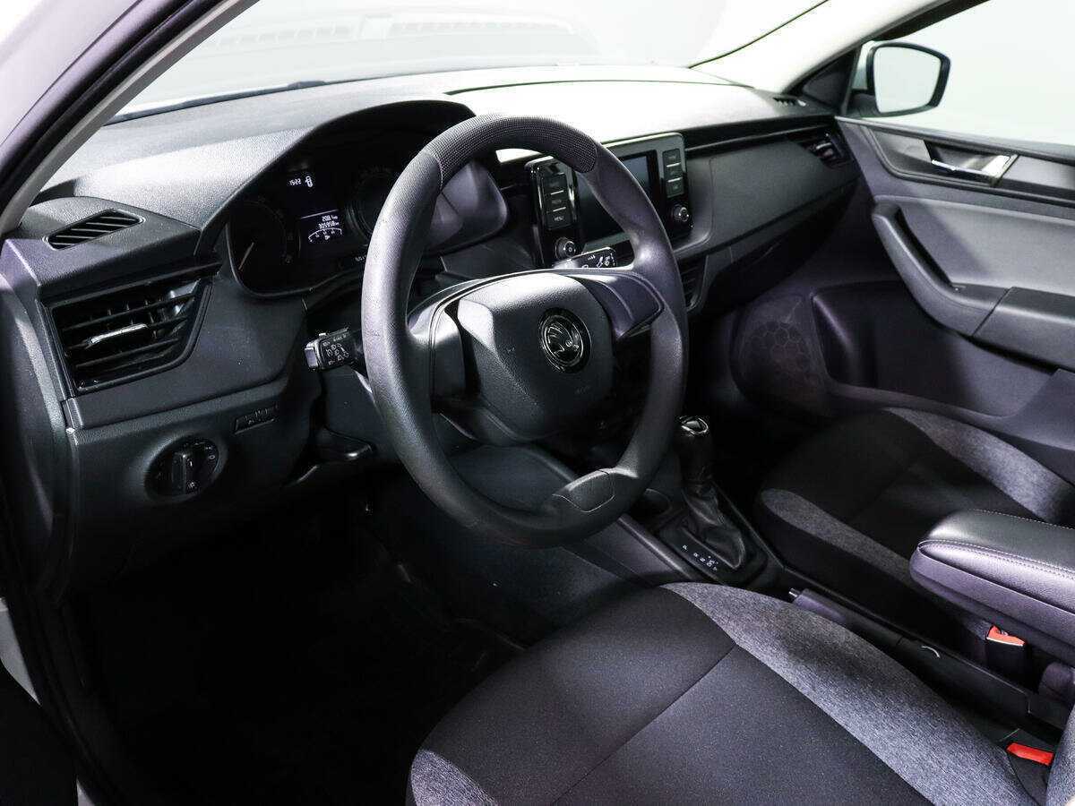 Б/У Шкода Рапид 2021 года. Фото: #11